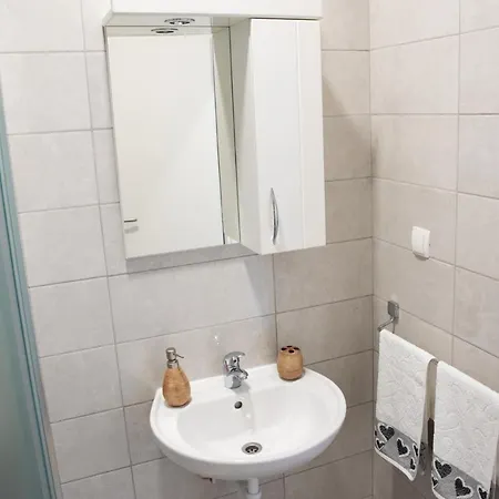 Apartman Lara شقة موستار