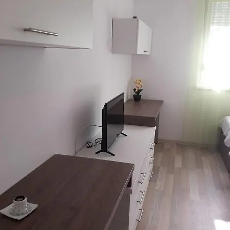 Apartman Lara شقة موستار