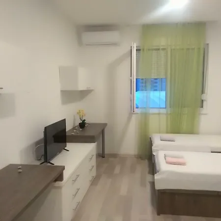 شقة Apartman Lara